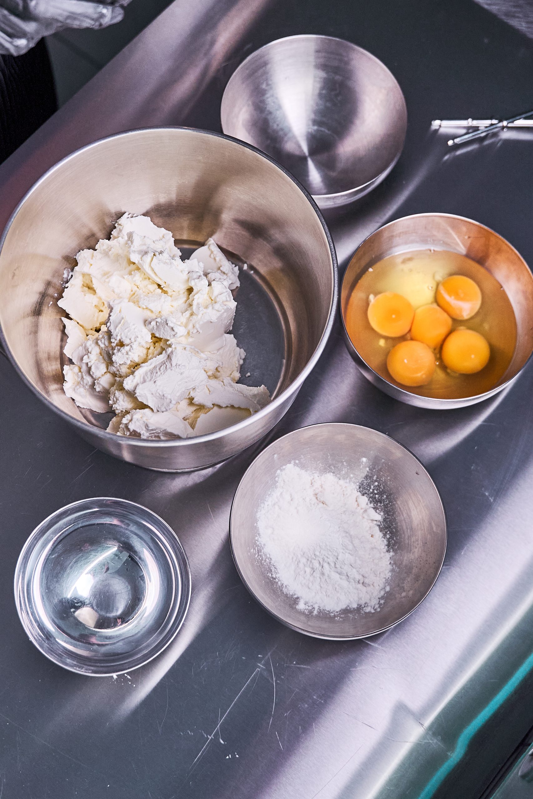 دسر های خوش طعم در روماچیا